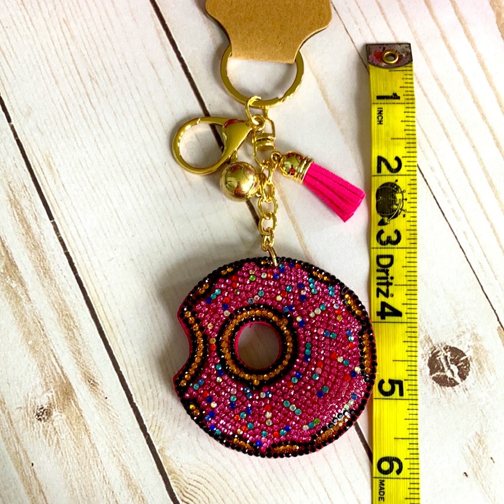 Rhinestone Donut Keychain - Picture 3 of 5